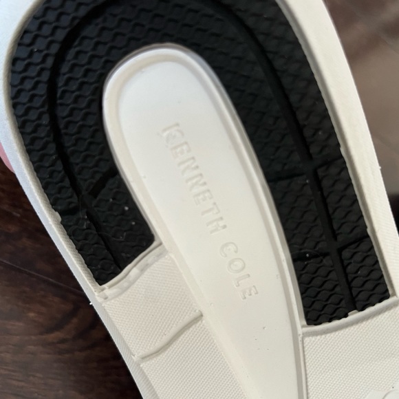 NWOT - Kenneth Cole Mello Lace Up Sneakers - Picture 9 of 11